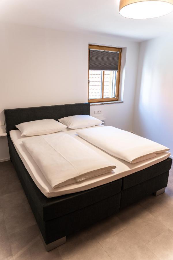 4 Apartments Im Hof By Gasthof Linde Albstadt Εξωτερικό φωτογραφία